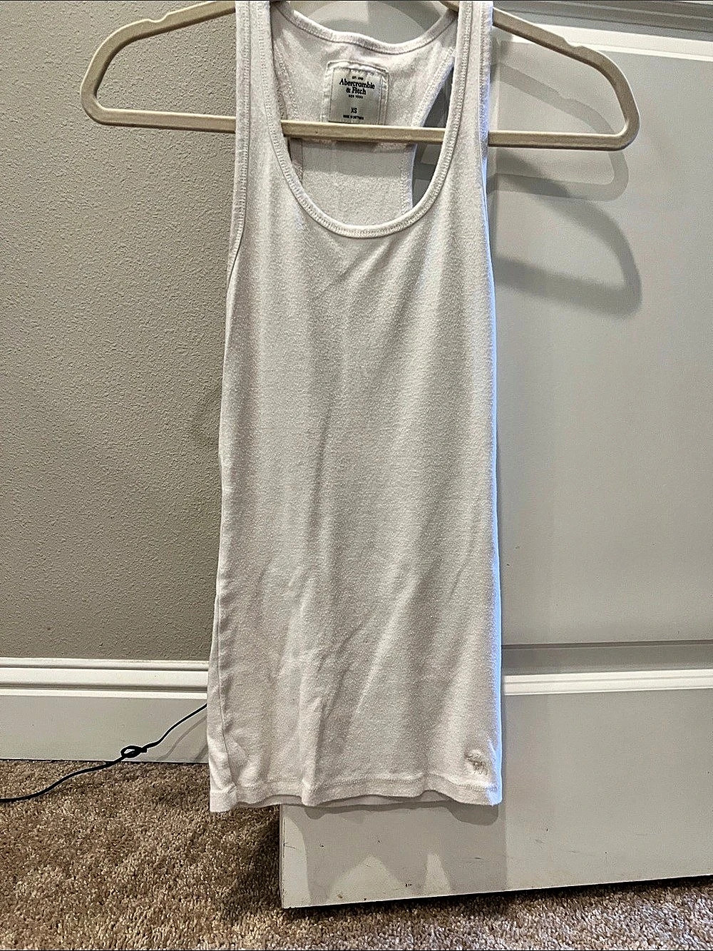 Abercrombie & Fitch Racerback Tank Top in White Size XS